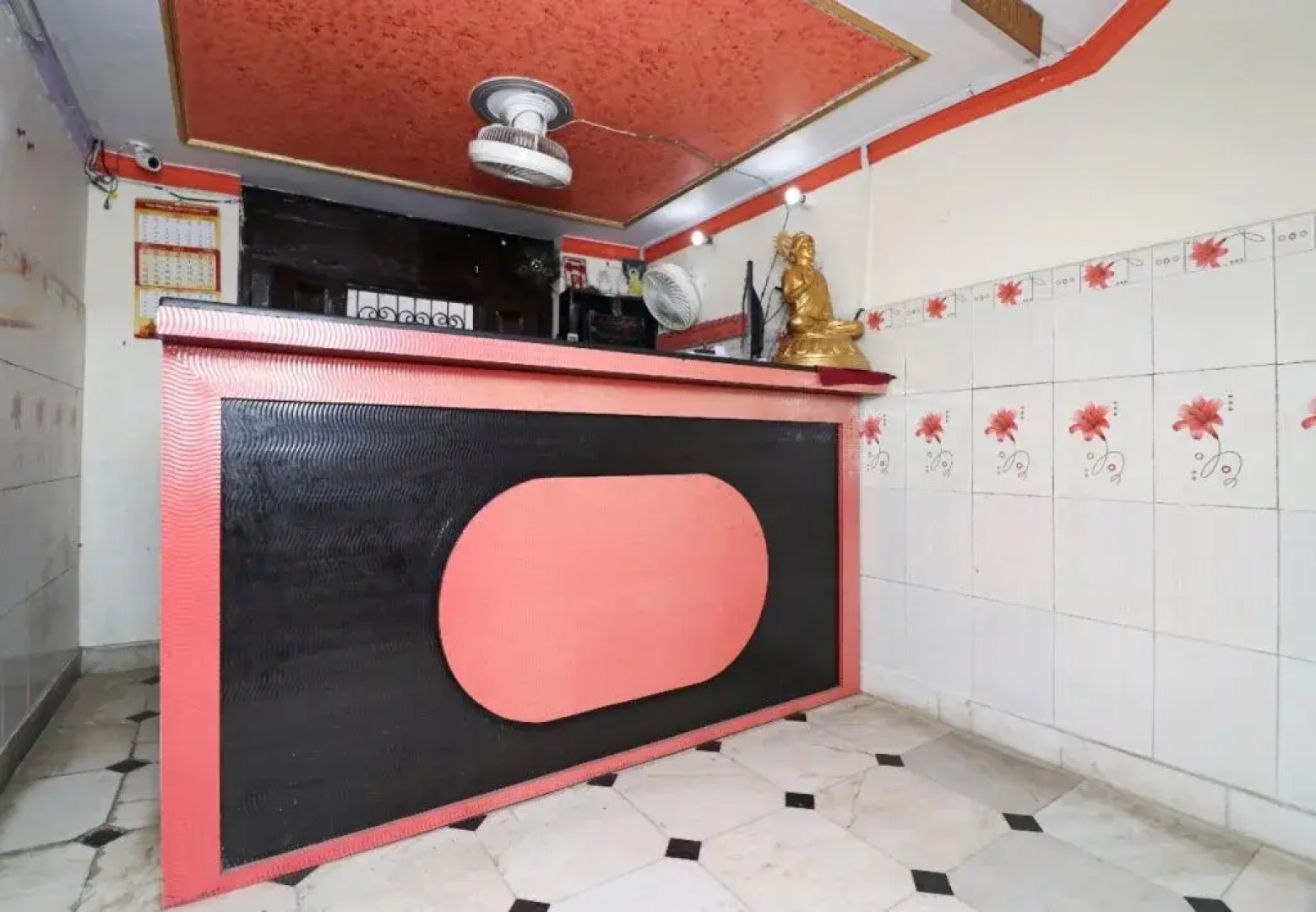 Hotel Buddha By OYO Rooms