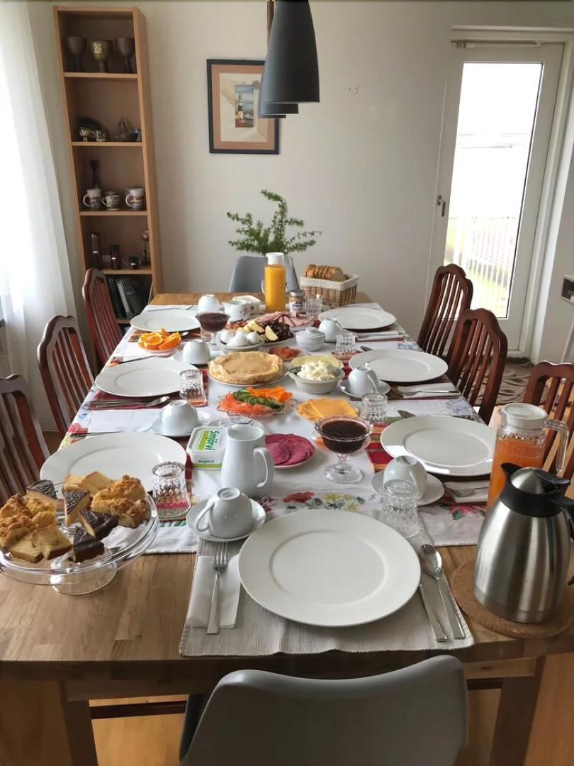 Helgugata Guesthouse