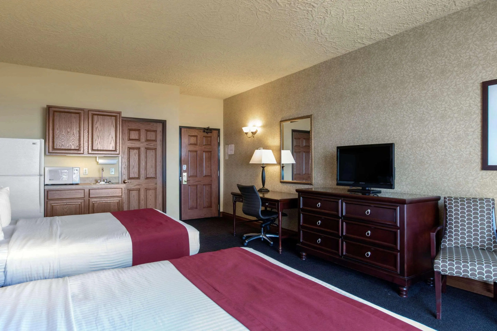 Shoreline Inn & Conference Center, an Ascend Collection Hotel