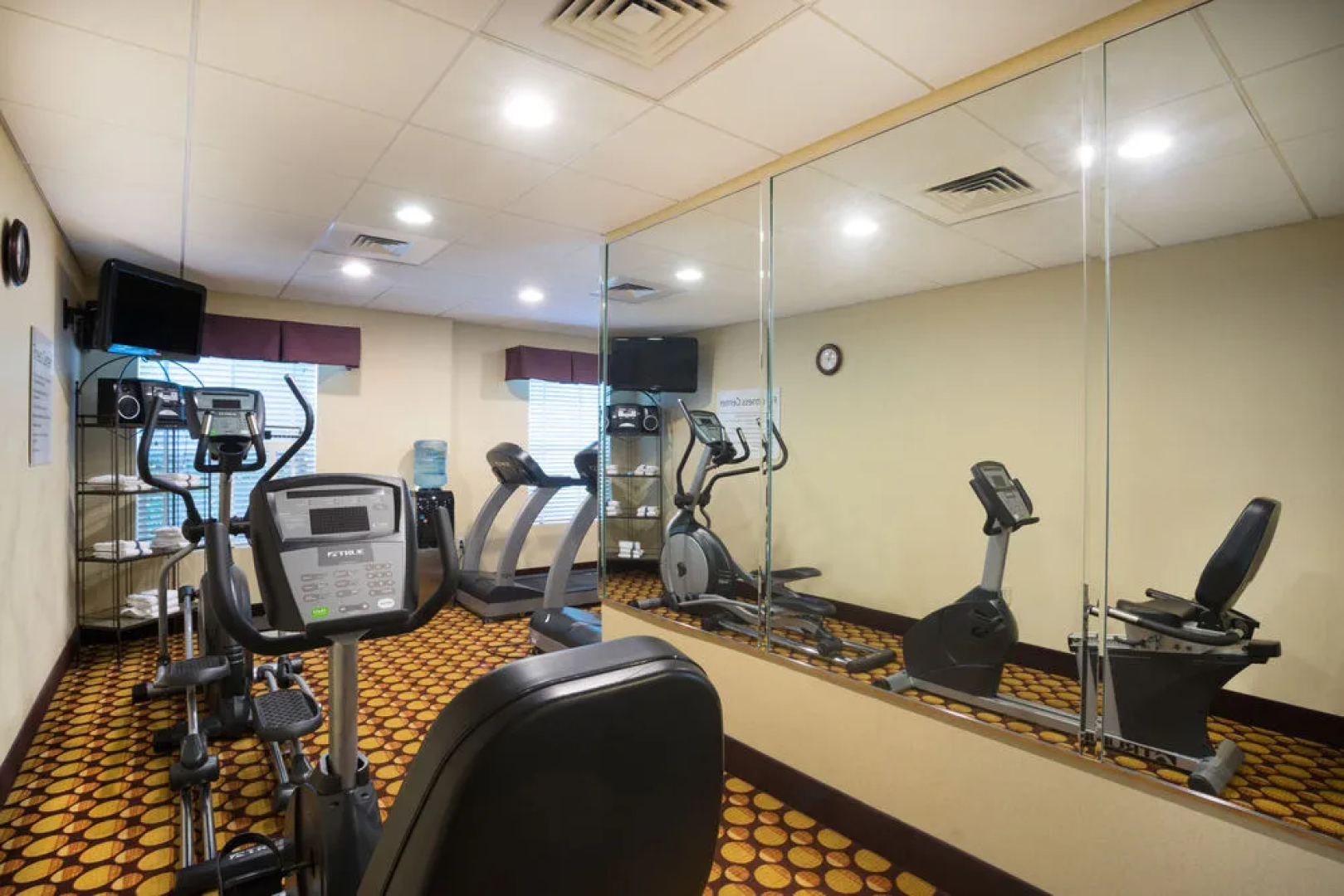 Holiday Inn Express & Suites Huntersville Birkdale