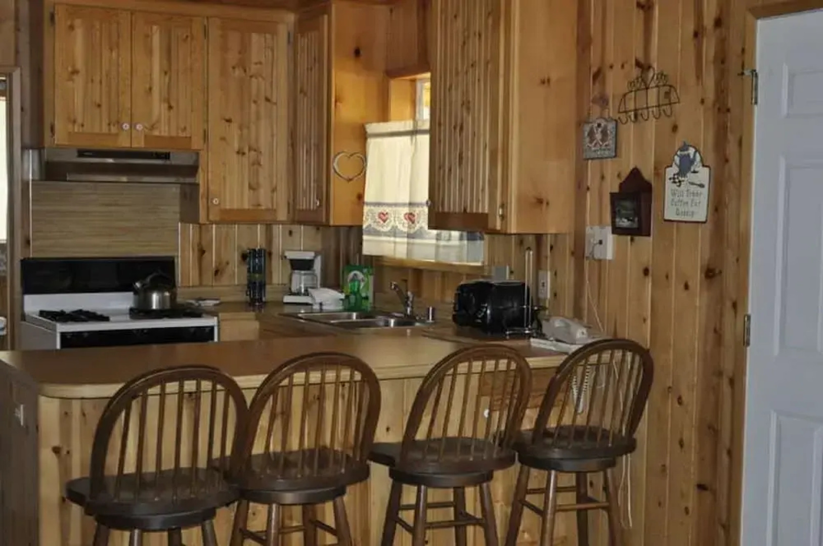 Edna's Hearts Desire