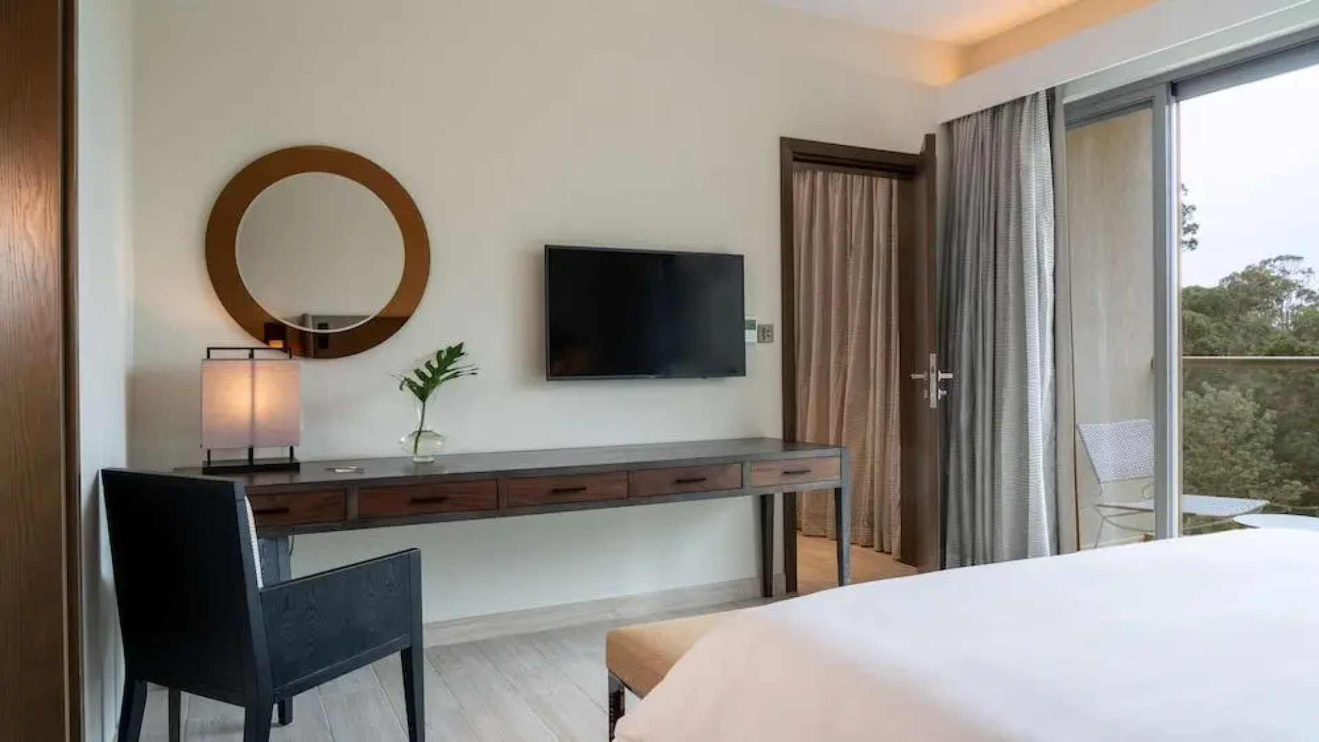 Radisson Blu Hotel  Residence Nairobi Arboretum