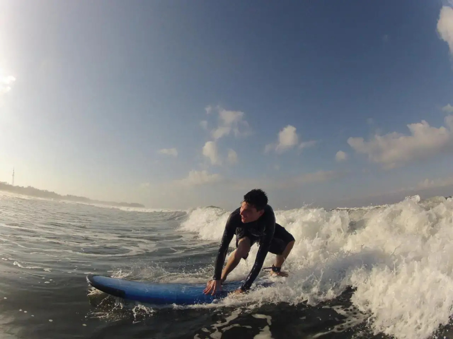 Surfer House-Surf School & Camp