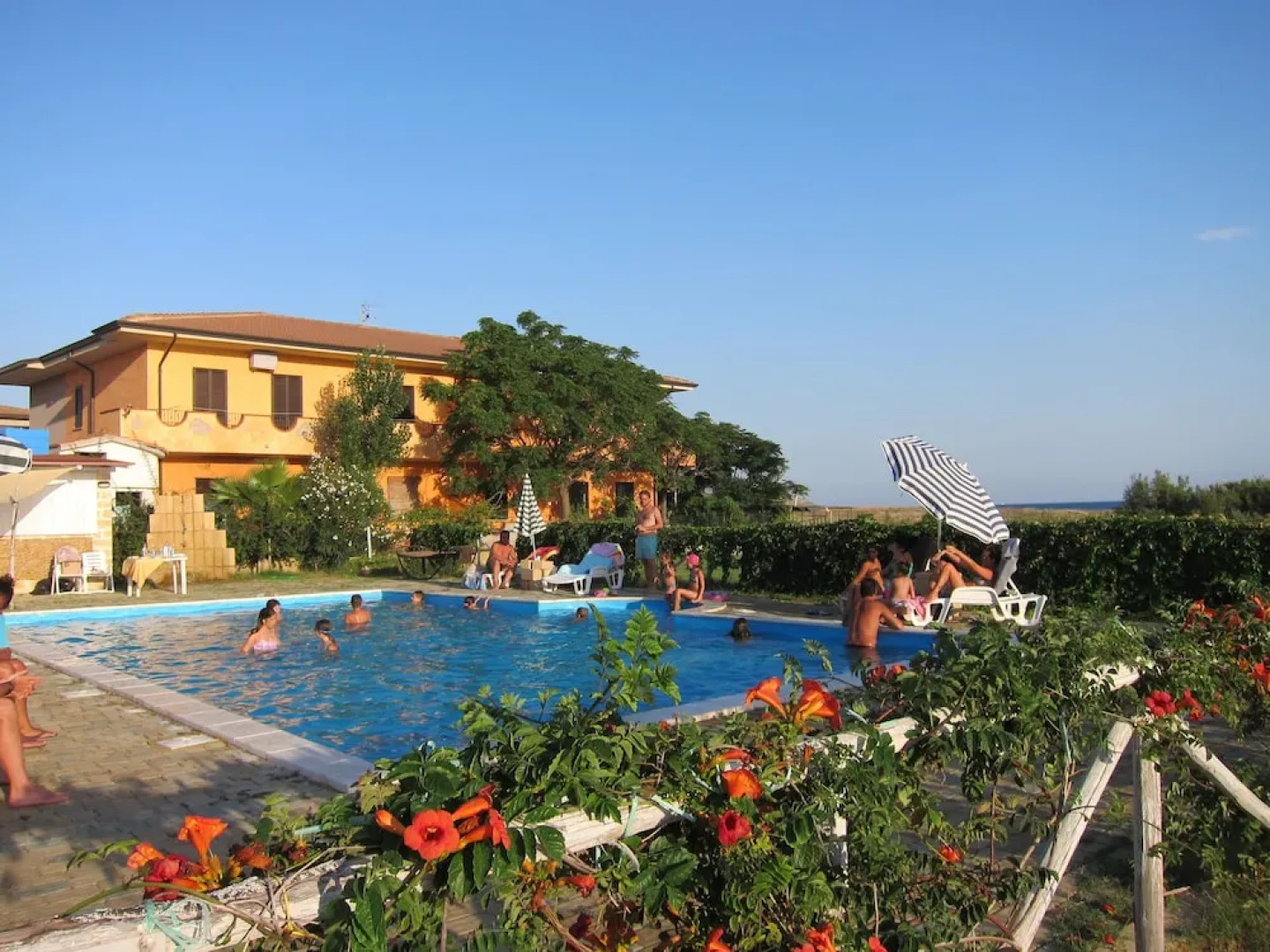 Barko Apartments & Suites