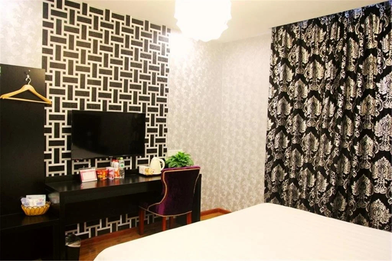 City 118 Hotel Qingdao Licang Square