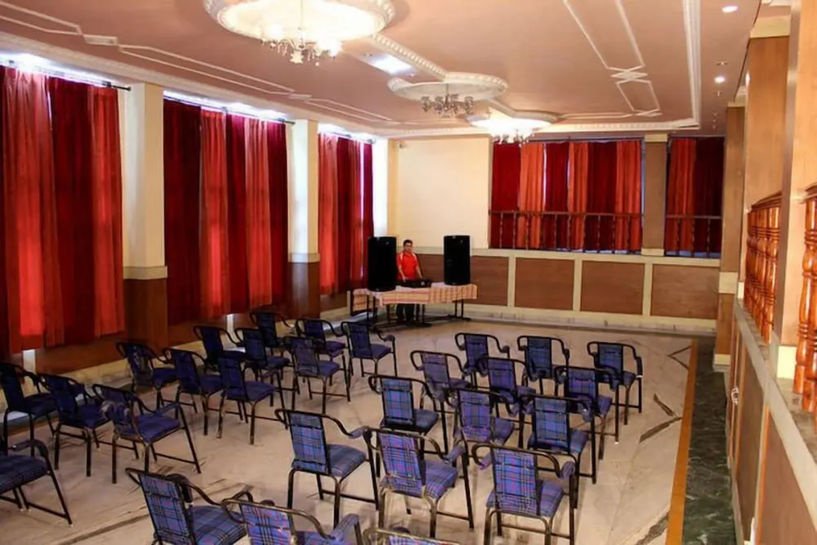 ADB Rooms Falcon Crest