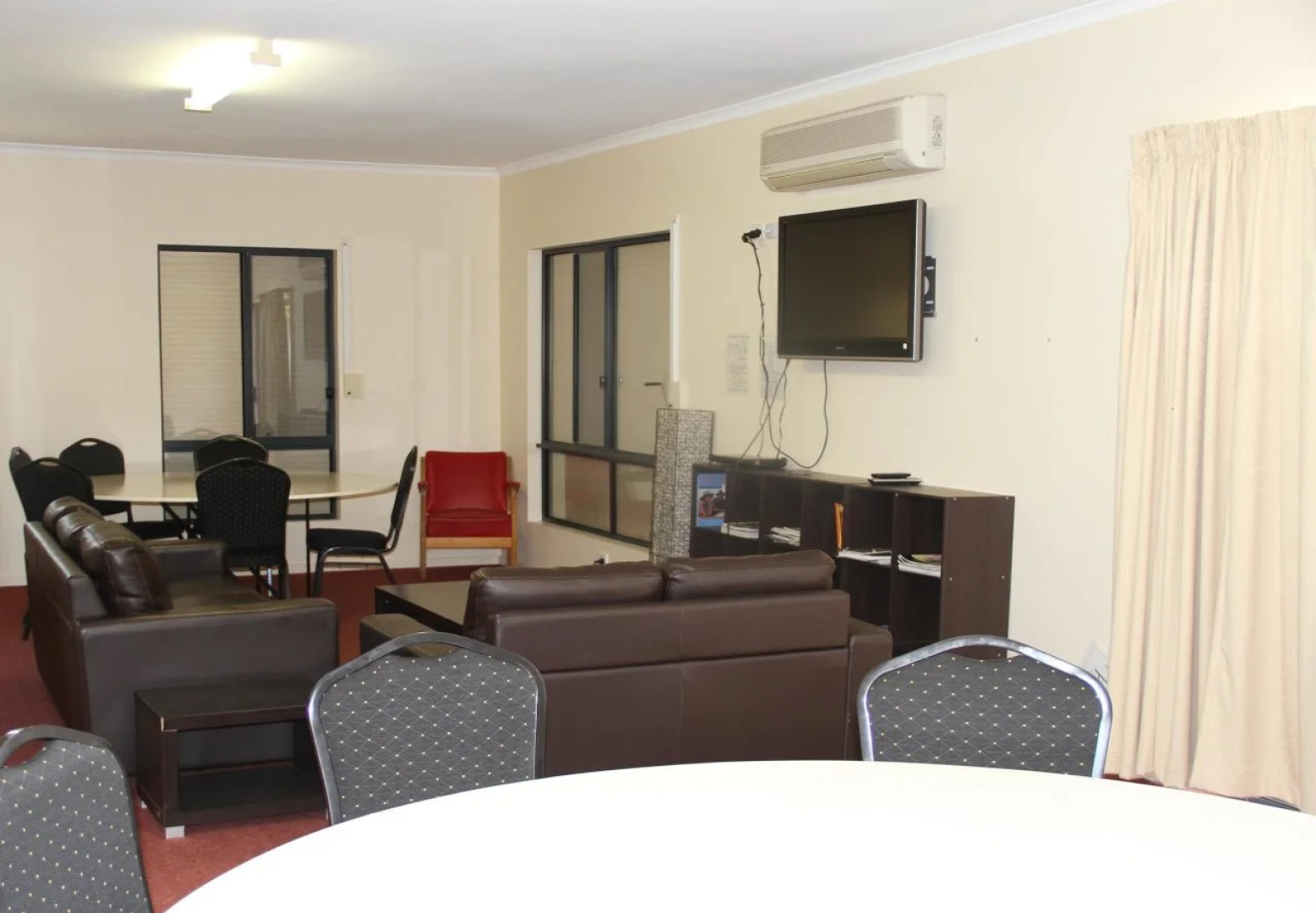 Little Desert Nature Lodge