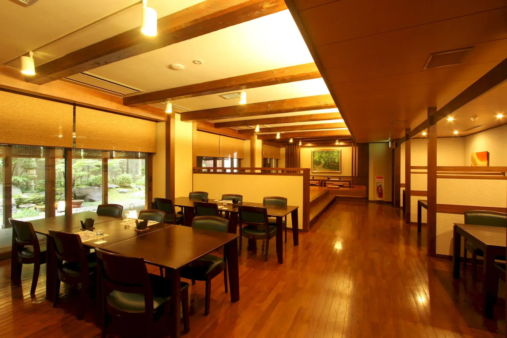 Sarusawaike Yoshidaya