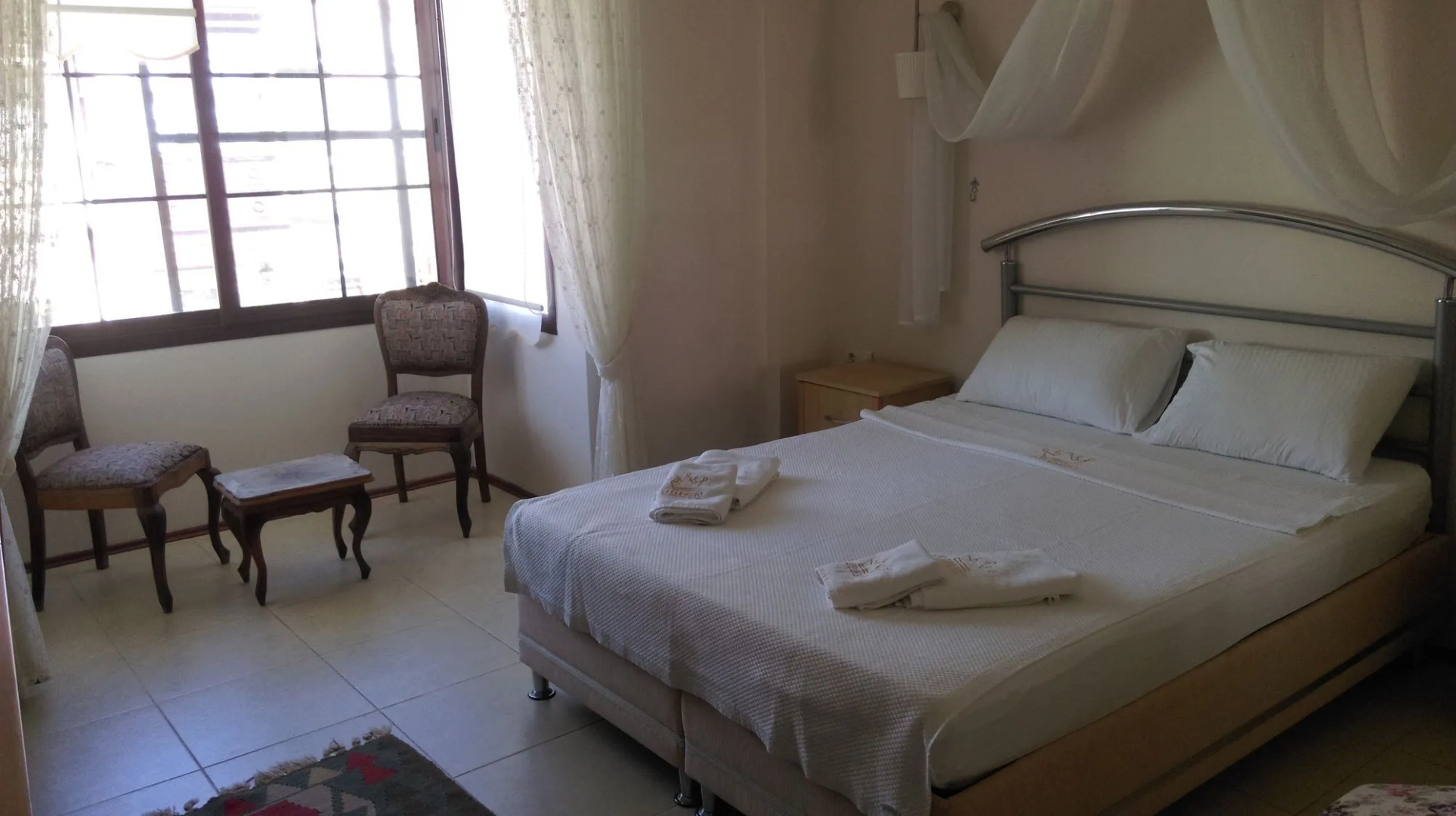 Nano Hotel