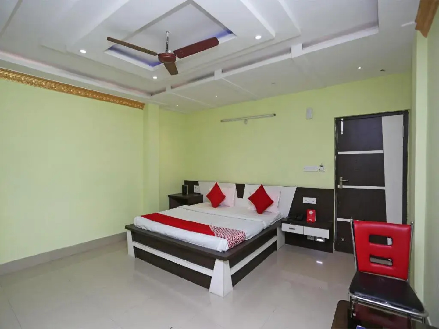 The Coral by OYO Rooms