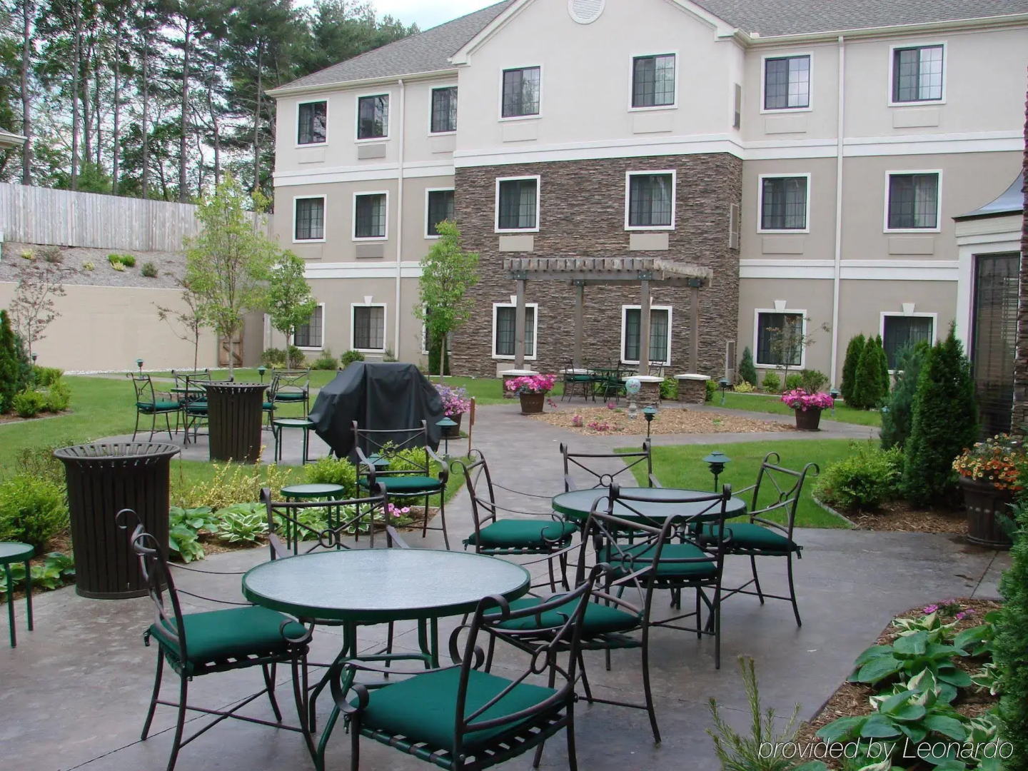 Staybridge Suites Kalamazoo by IHG