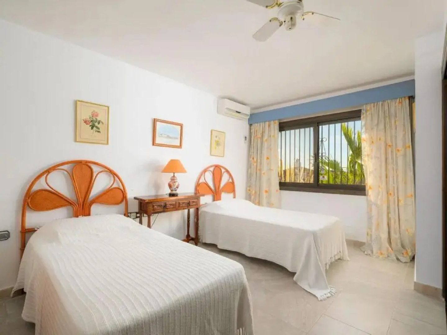 Cosy 5 Bedroom villa