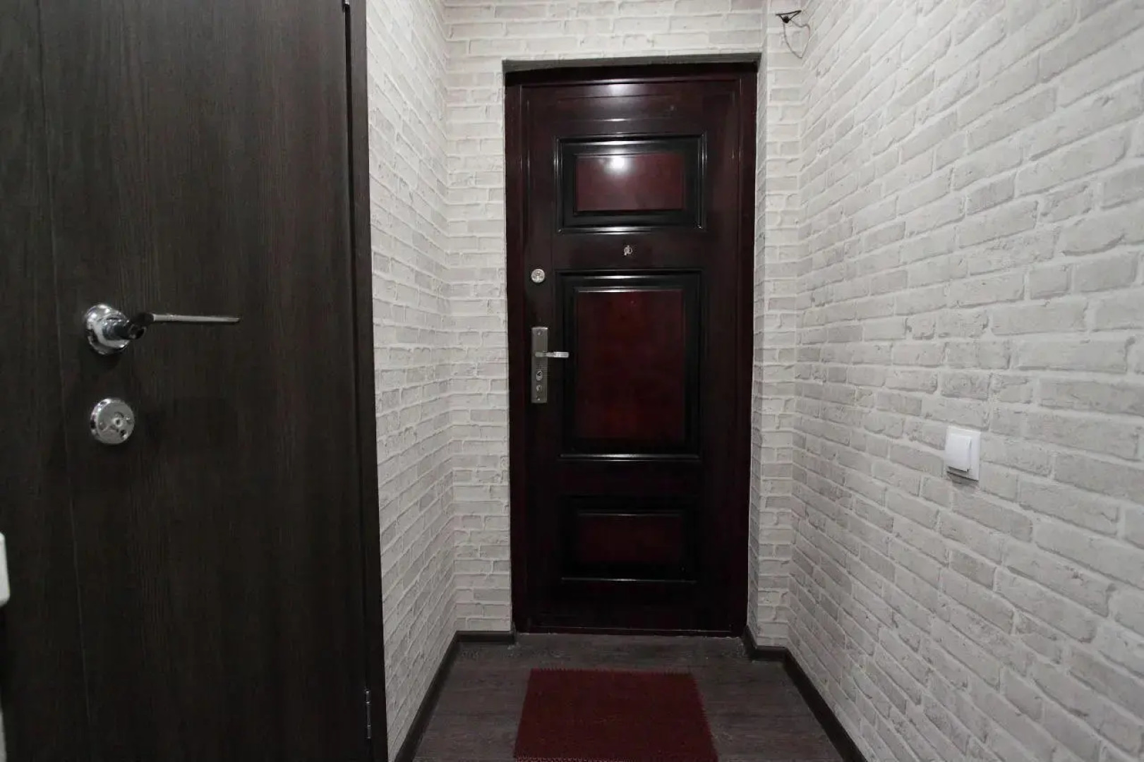 Апартаменты на улице Бредова 3