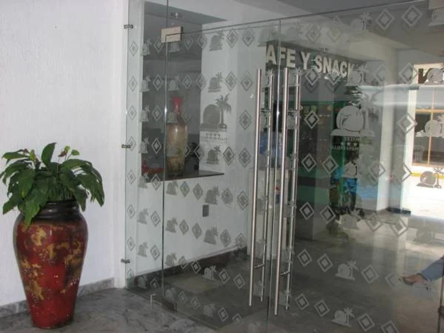 Hotel & Suites Plaza Manzanillo
