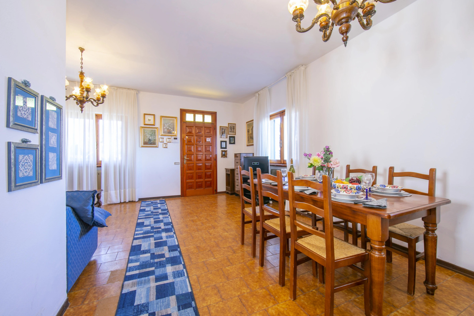 Oasi di Castelveccana Apt Pool and View