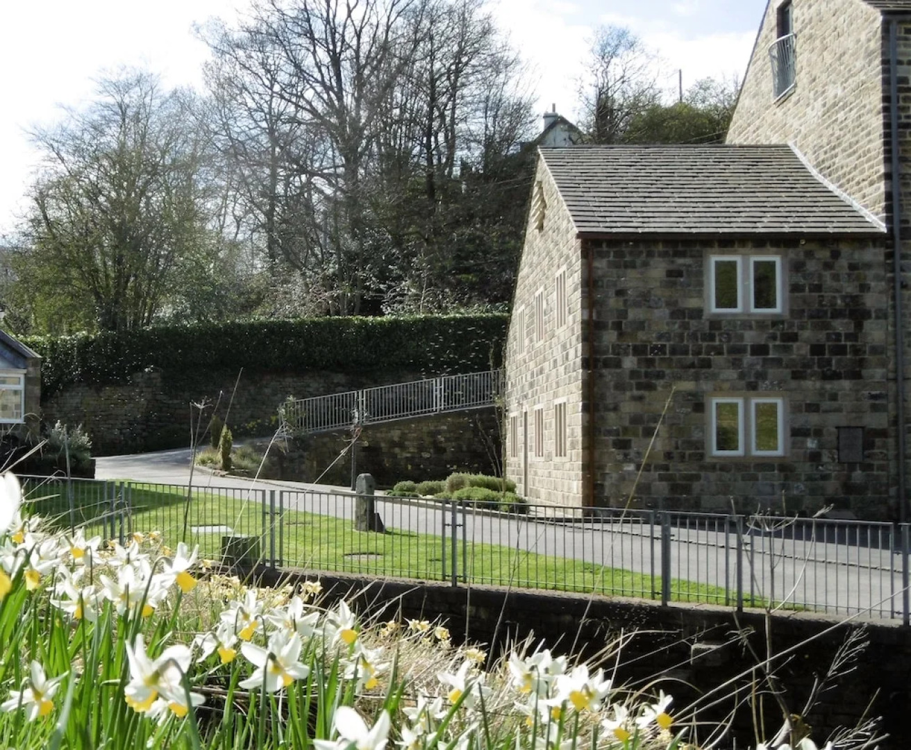 Hewenden Mill Cottages