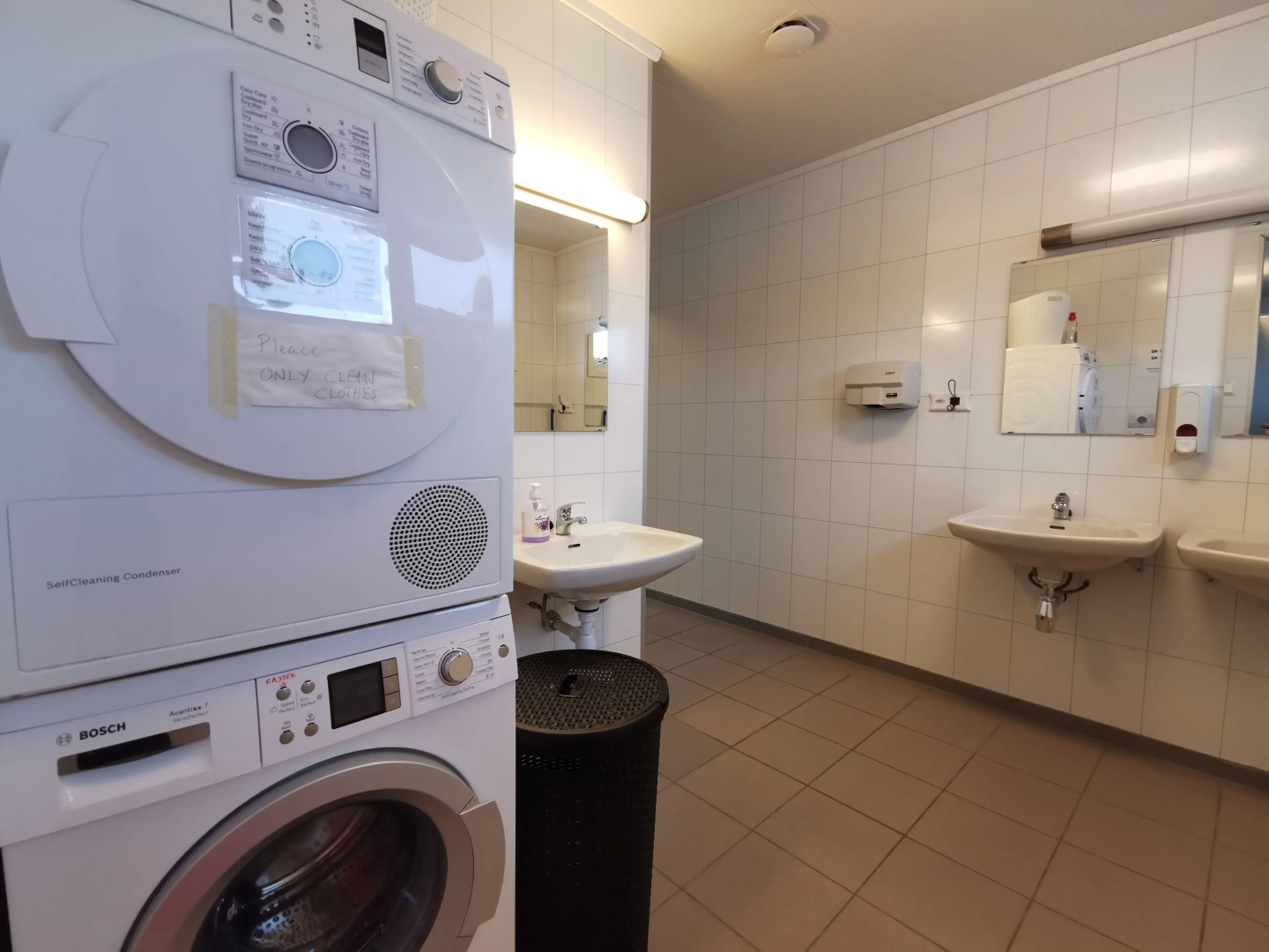 Midnattsol rom og hytter