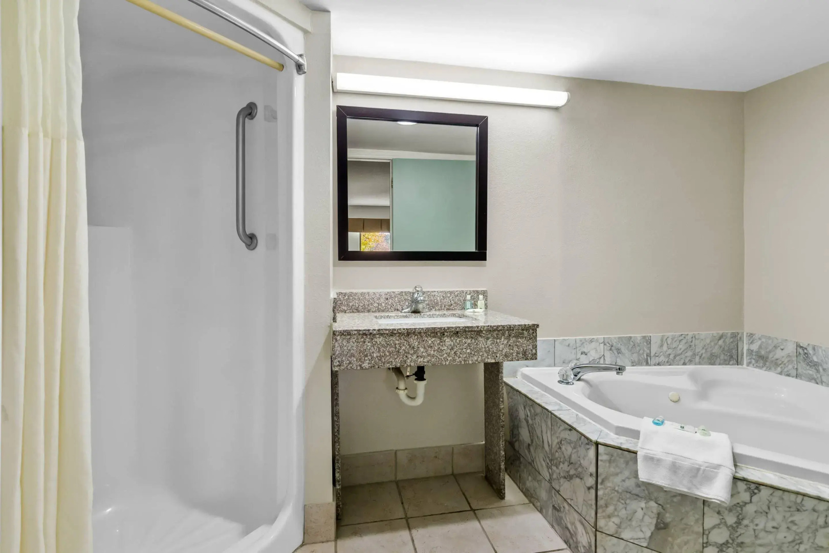 Quality Inn Hillsville