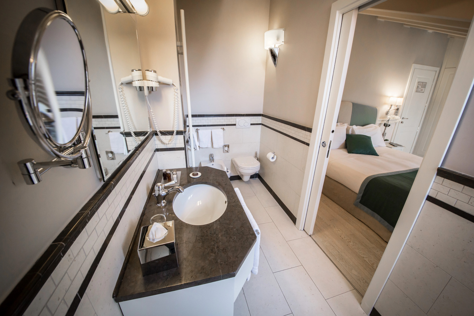 Victoria Hotel Letterario