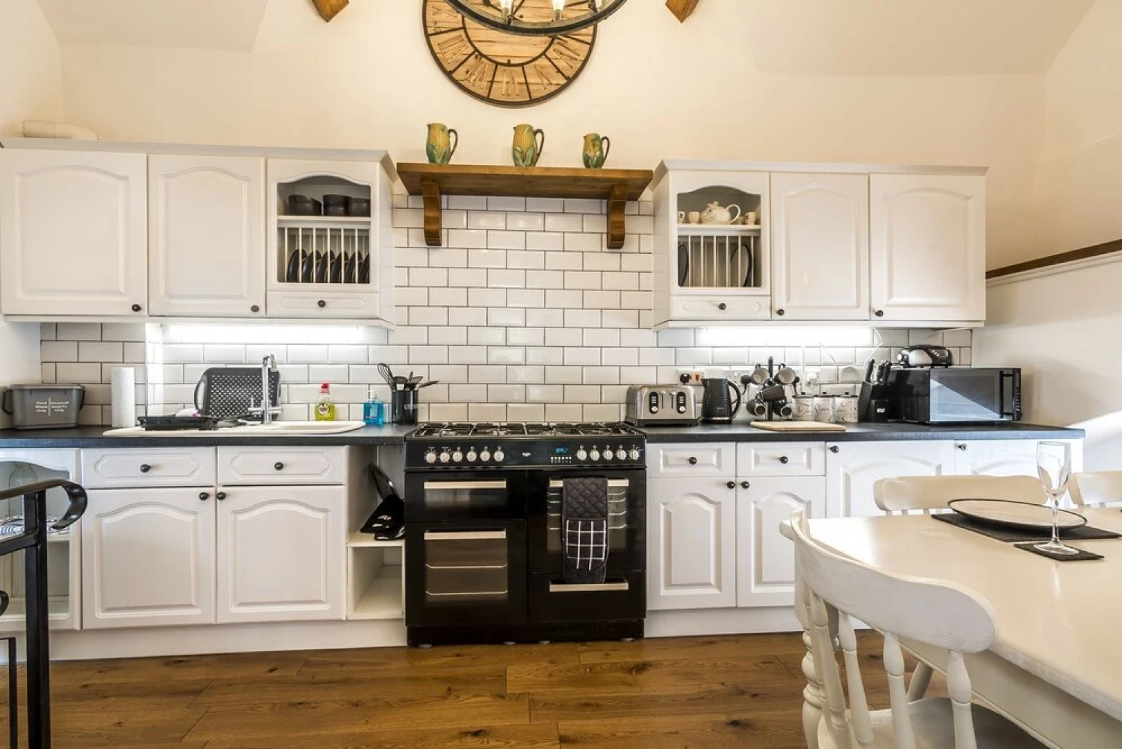 The Coach House- 3 Bedroom Holiday Home