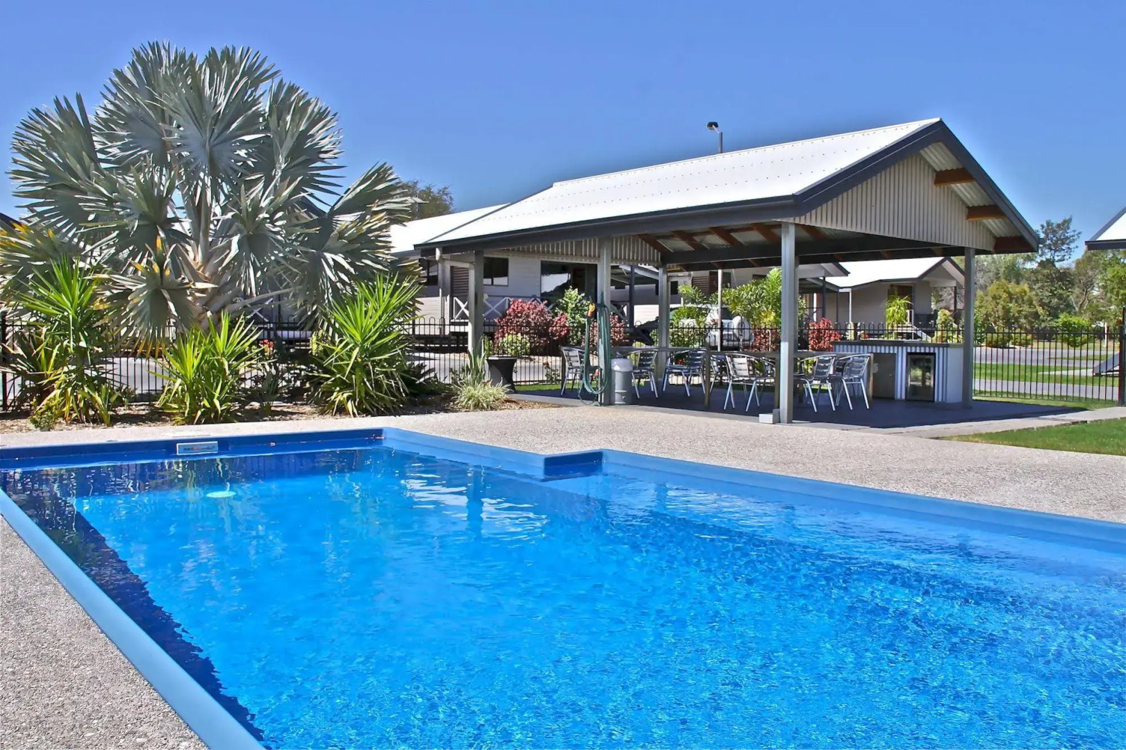 Barcaldine Country Motor Inn