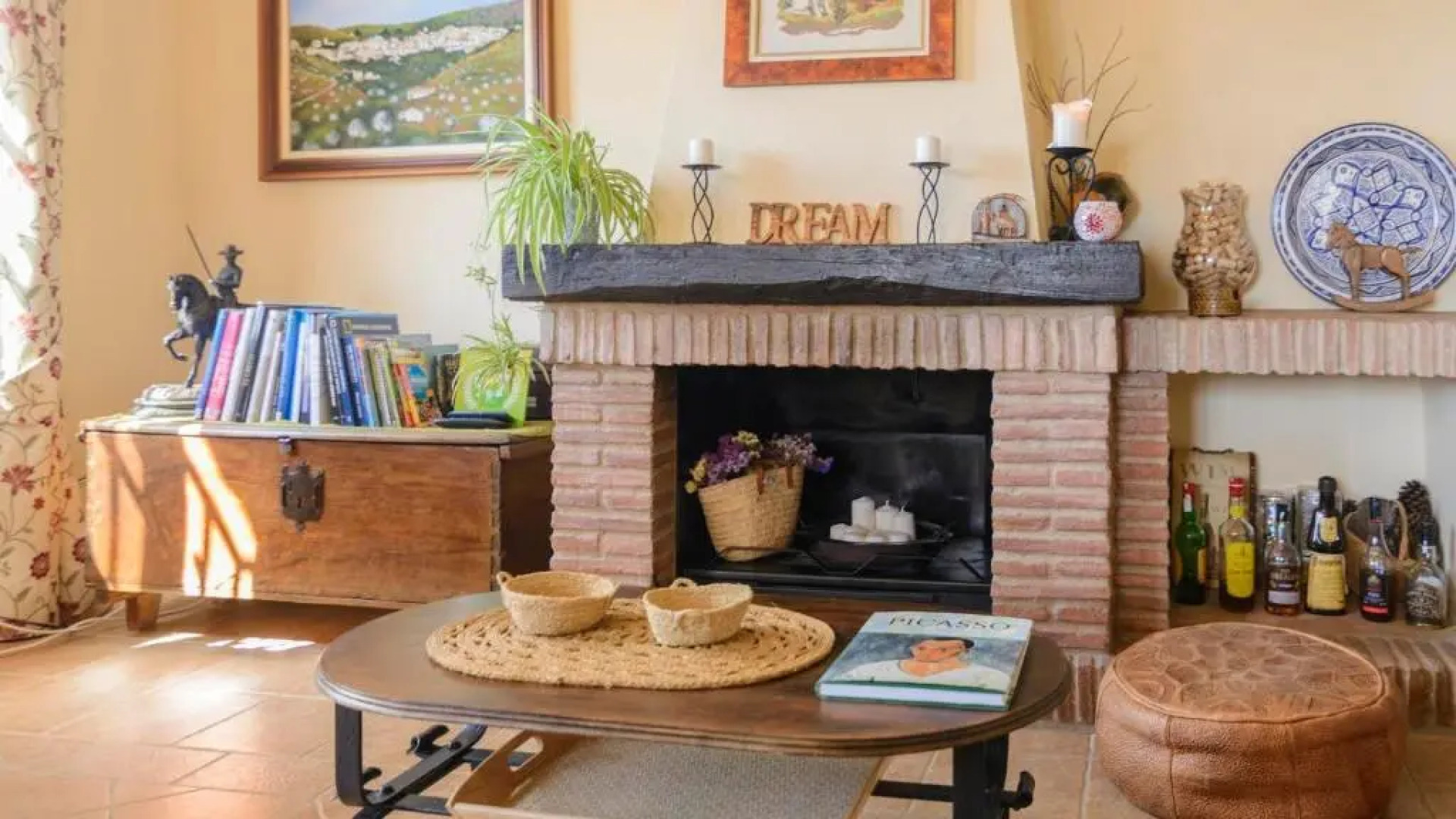 Villa Luz de Luna Guaro by Ruralidays