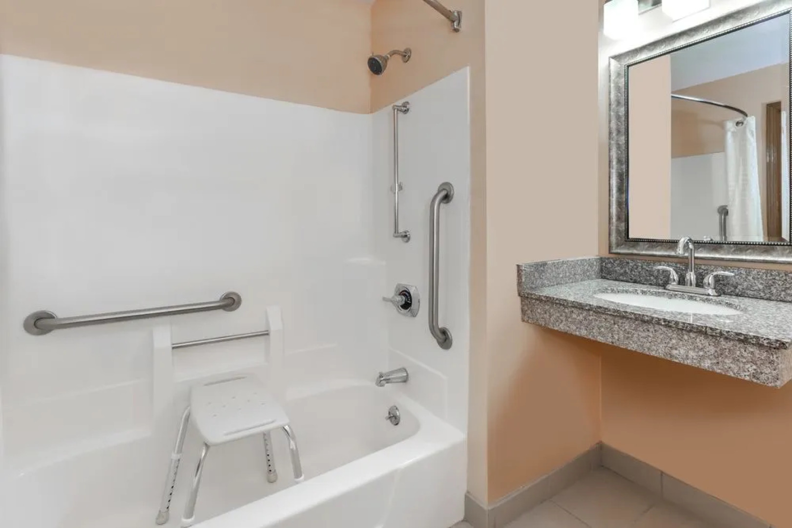 Super 8 Bowling Green South