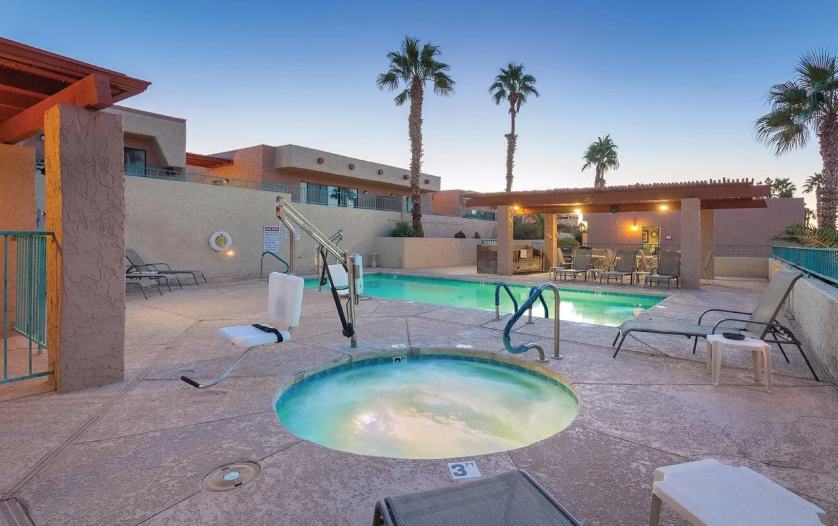 GetAways at Havasu Dunes Resort