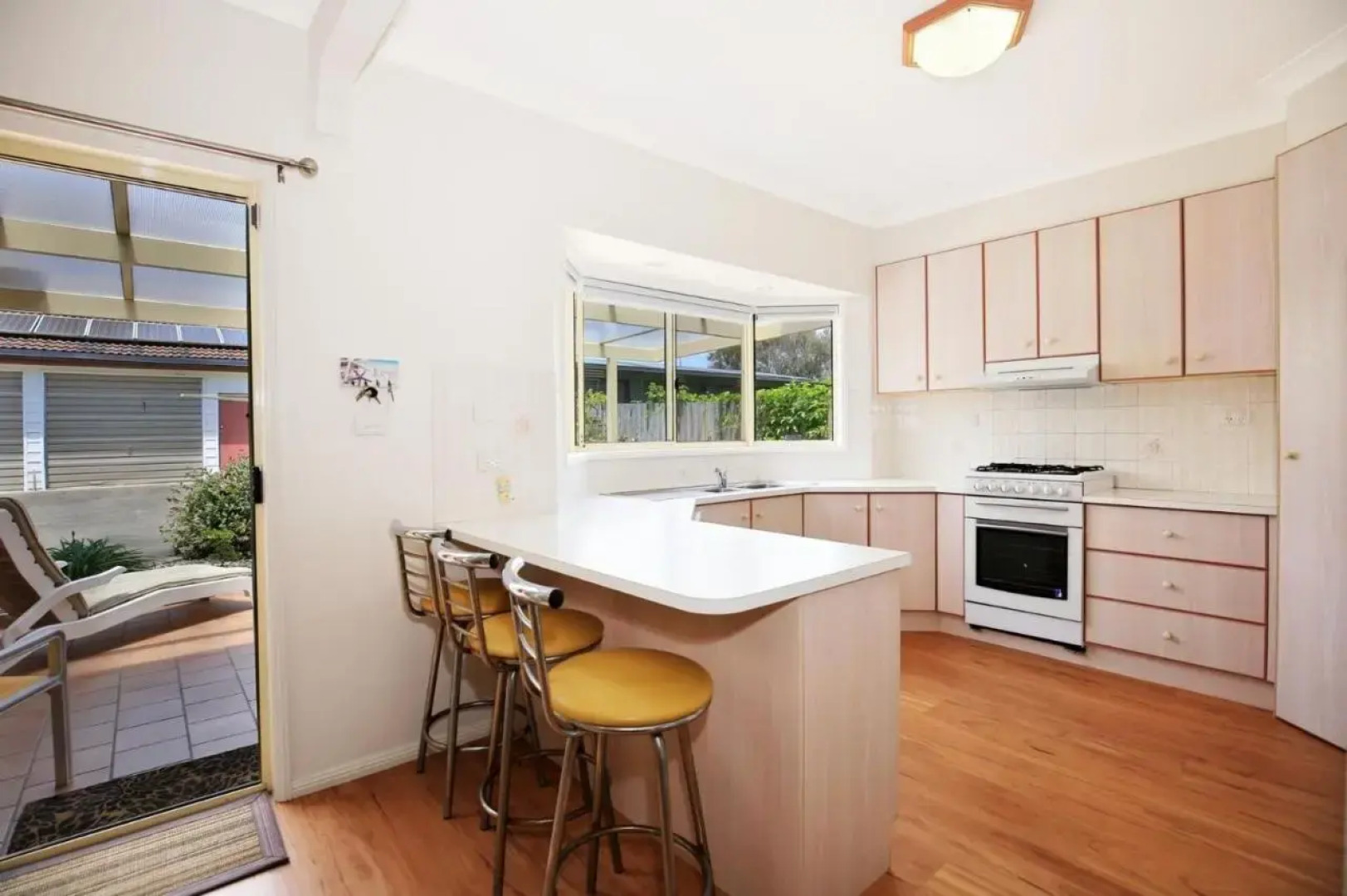 The Crescent - Pet Friendly - 1 Min To Beach