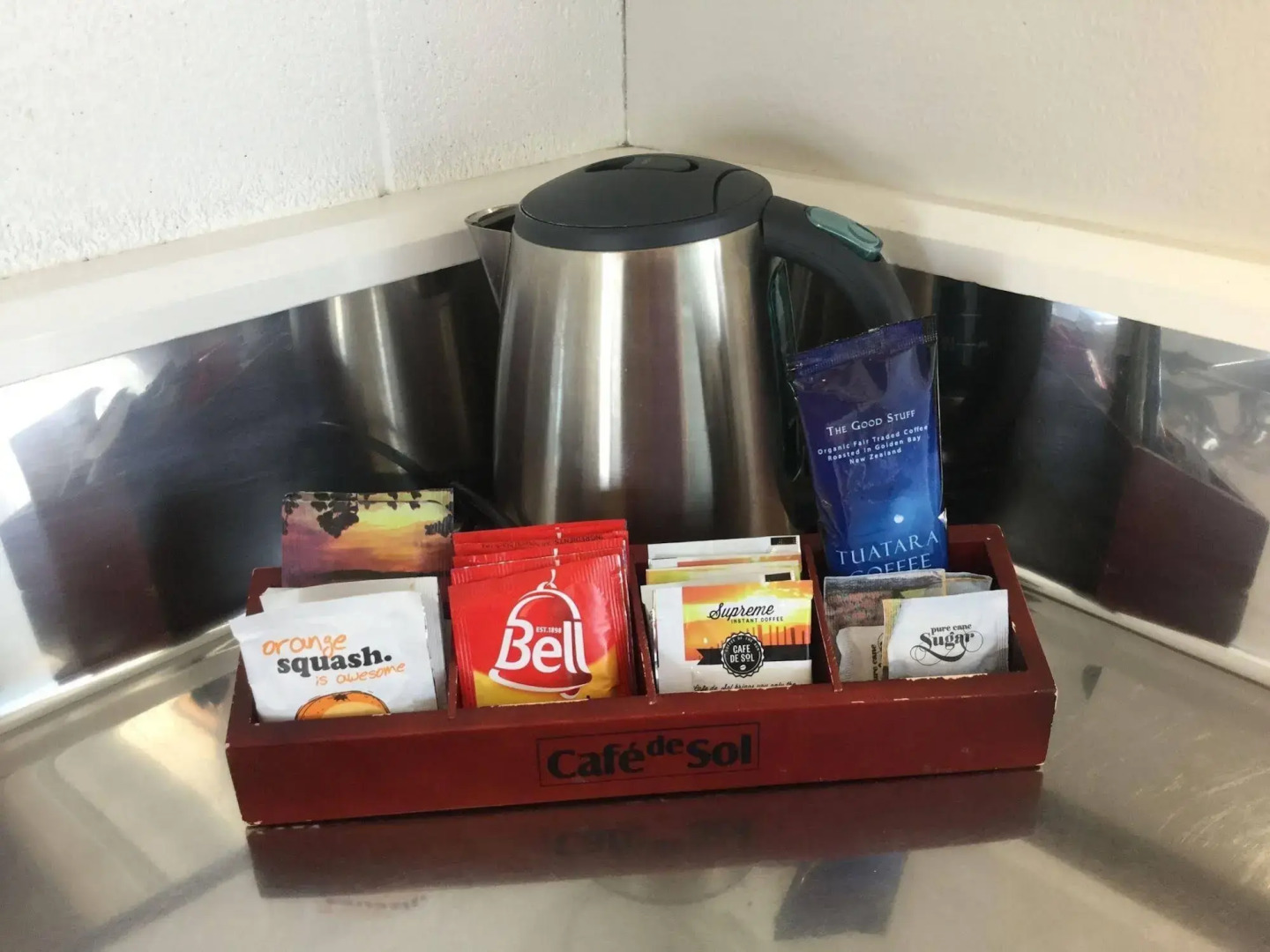 Thornton Lodge Motel