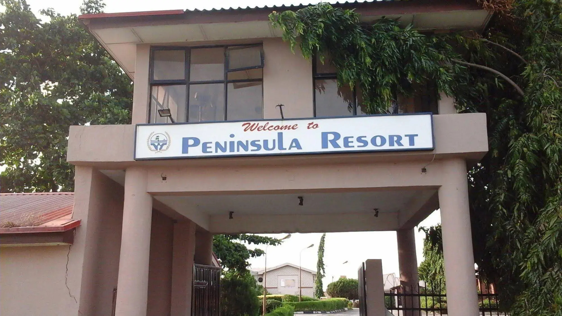 Peninsula Resort LTD