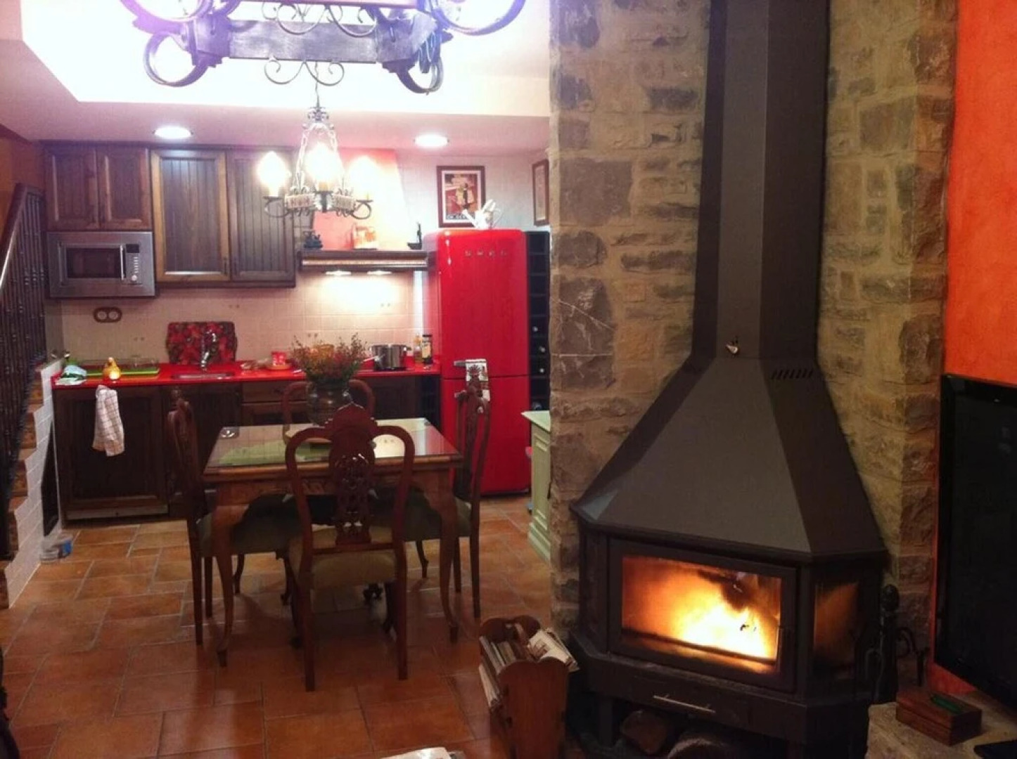 House With 3 Bedrooms in Sobás, With Wonderful Mountain View Near the Slopes