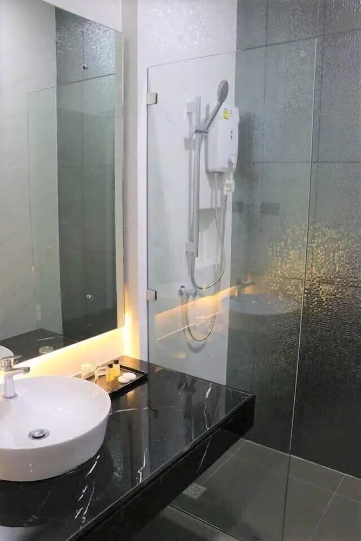 The Vienna Place Hotel