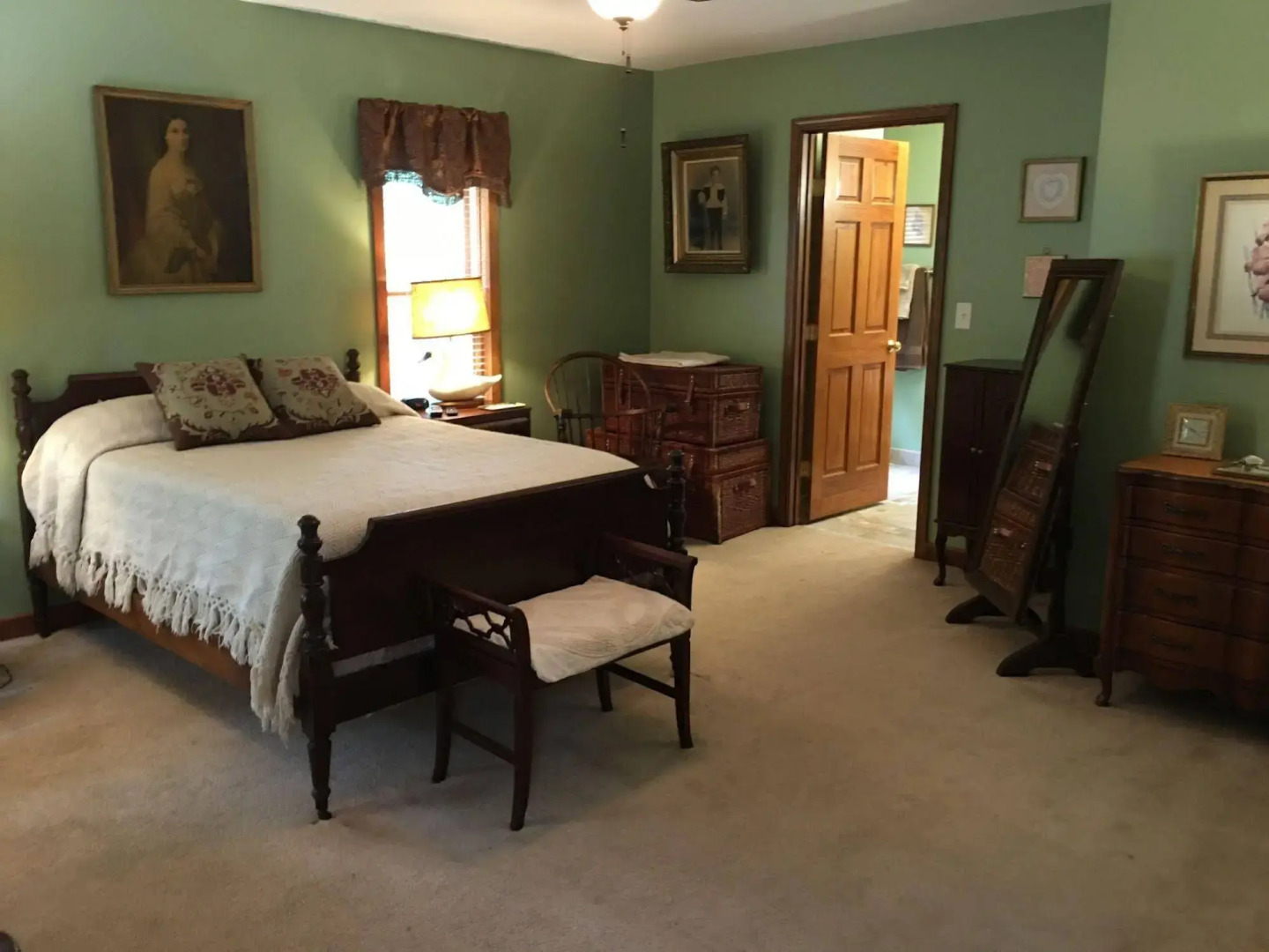 The Ebenezer House Bed & Breakfast