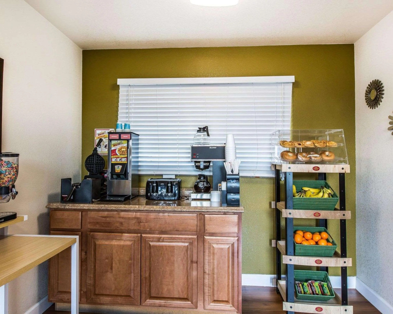 Rodeway Inn Downtown Hanford