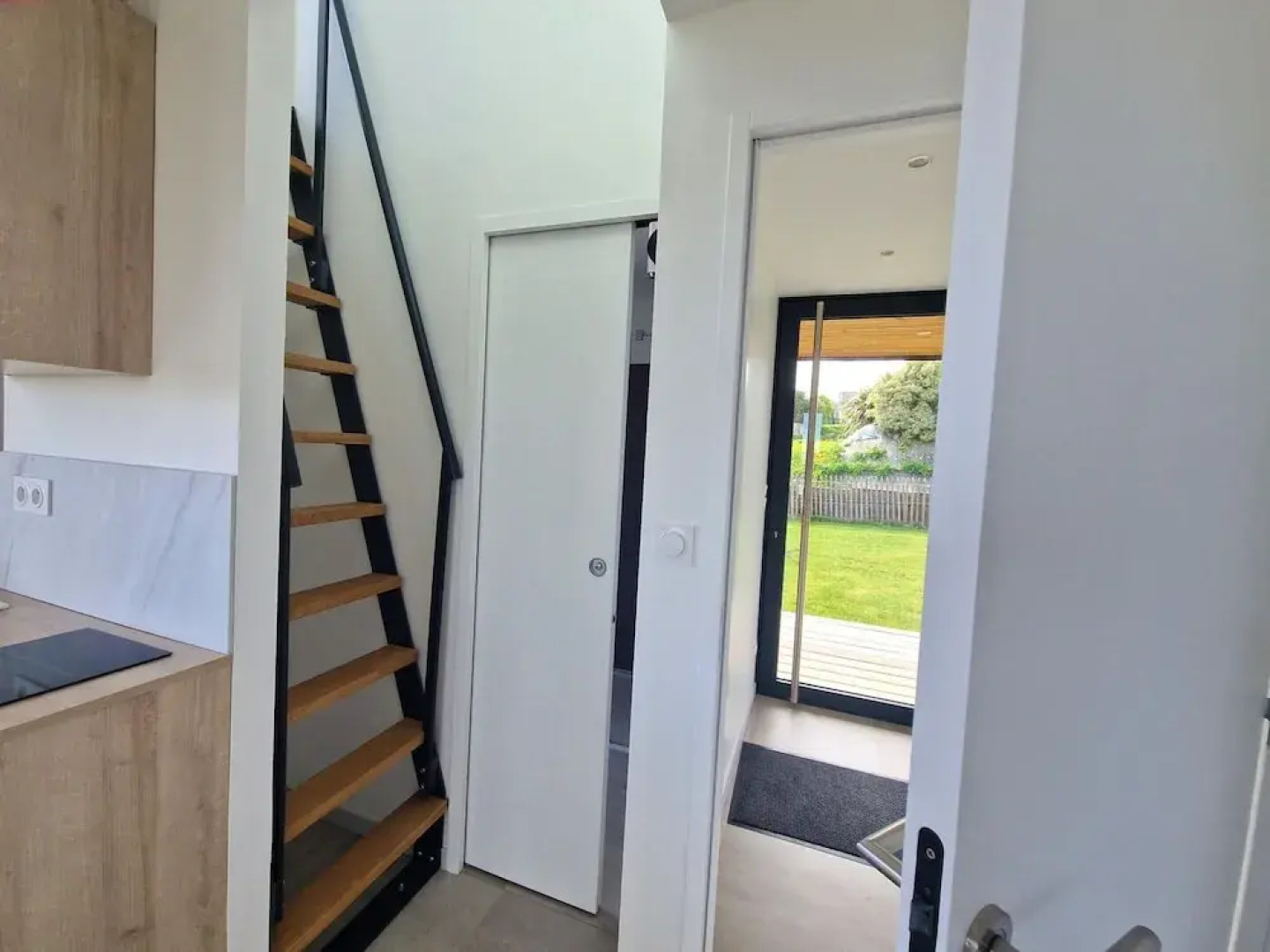 Studio With Terrace and Superb sea View