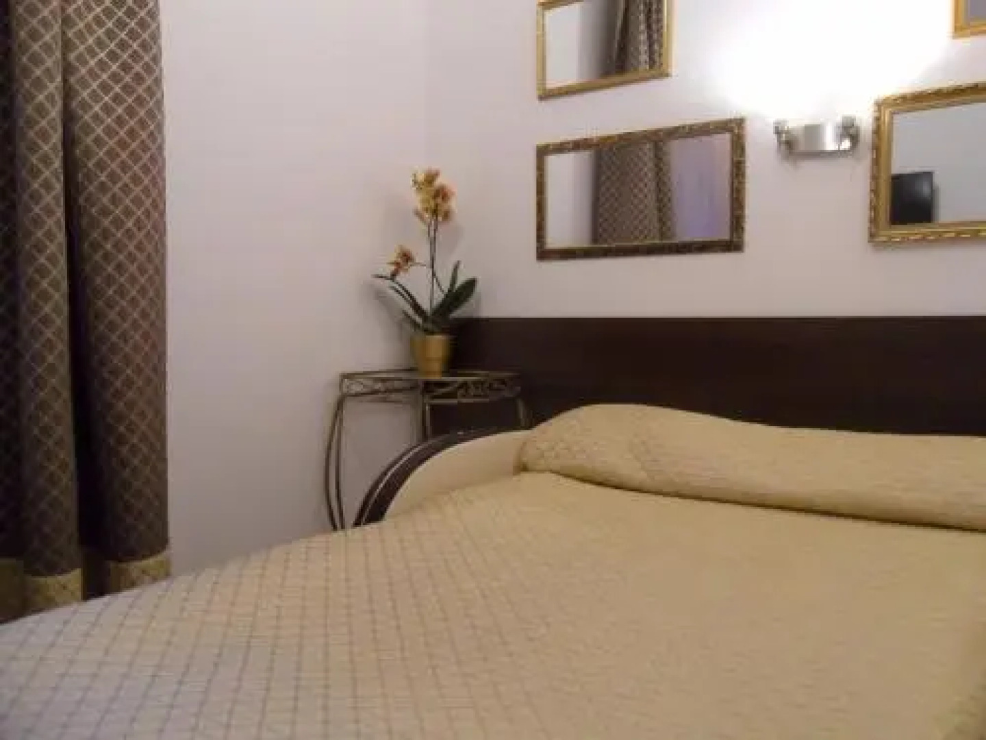 Pokoje Goscinne Niedzwiedz