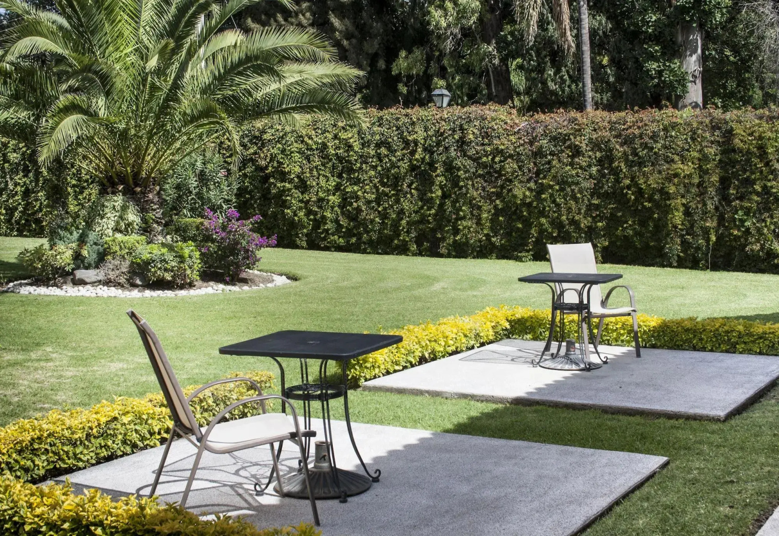 La Esmeralda en el Encanto Hotel Petit