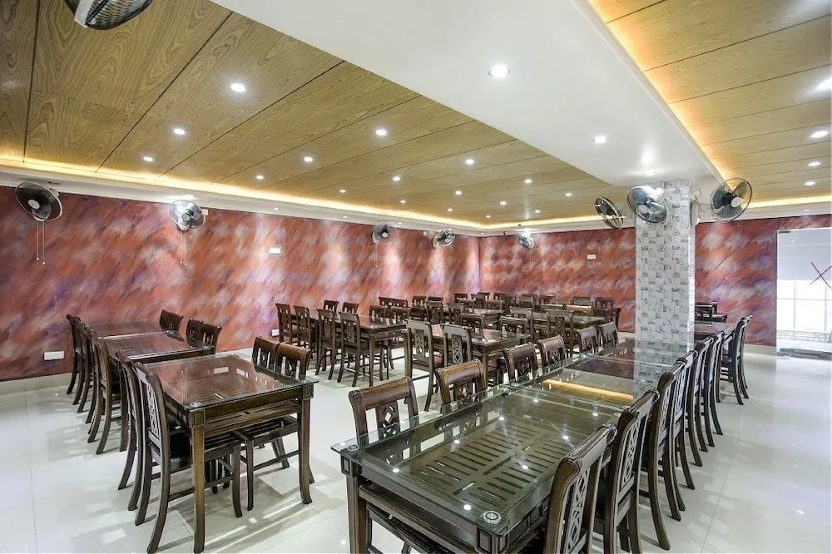 Sreemangal Inn Hotel & Restaurant