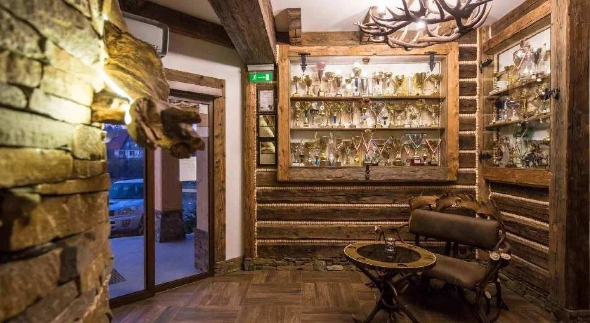 Dworek Mysliwski Hubert