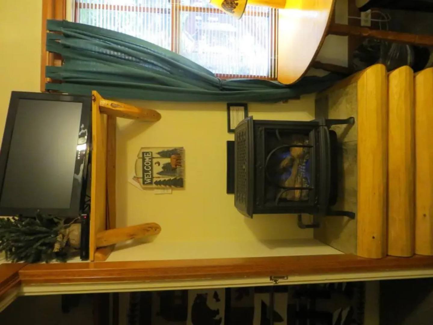 Tahoma Meadows B&B Cottages