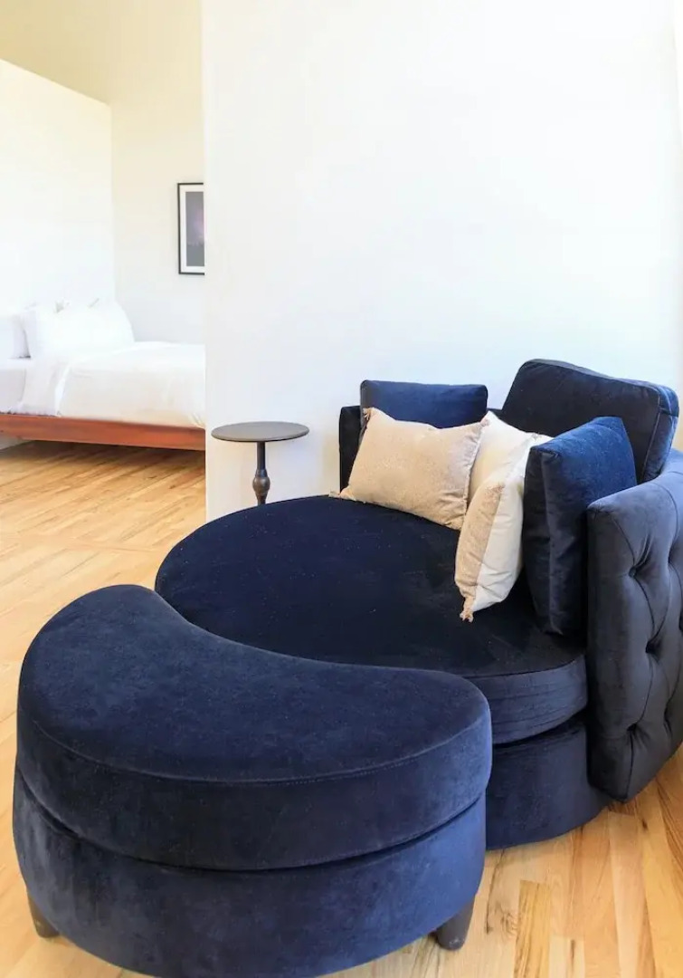 The Historic Schoolhouse Inn