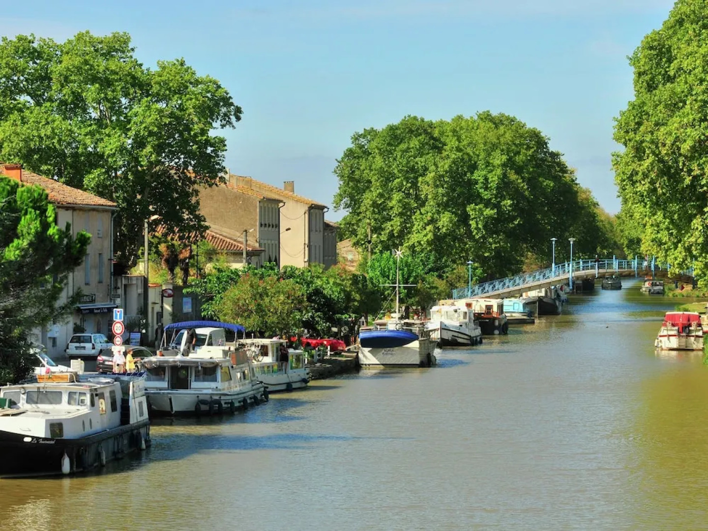 Dignified Apartment With Dishwasher and Near Canal du Midi