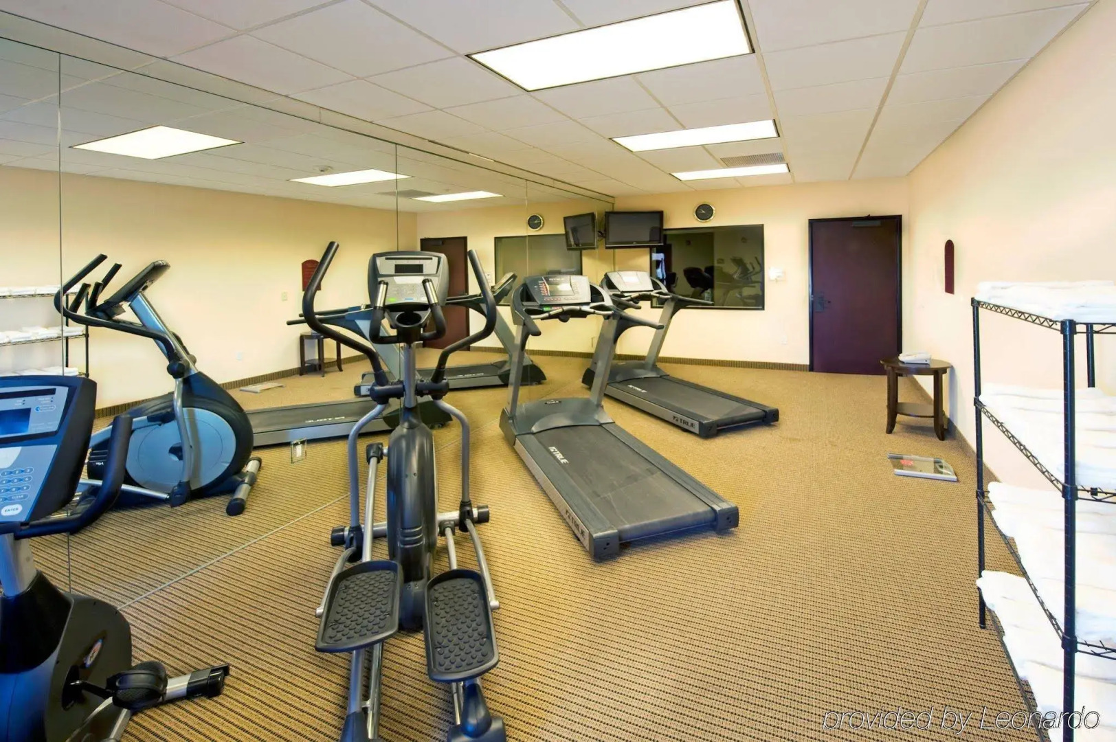 Holiday Inn Express & Suites Willcox by IHG