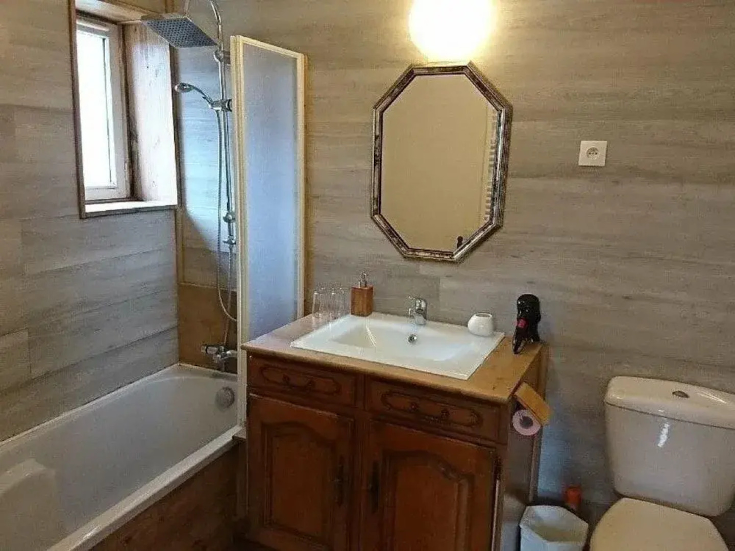A la Grenouille du Jura - Chambres d'Hôtes de Charme Oyonnax Nantua