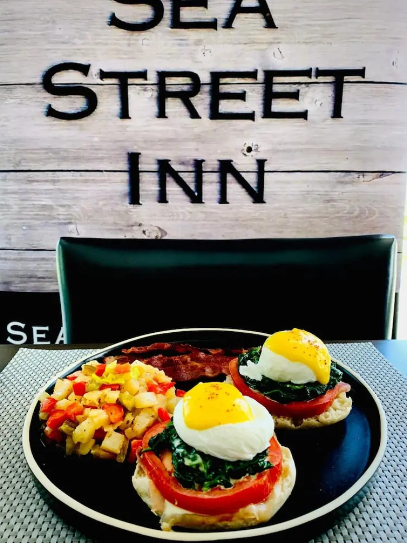 Sea Street Inn