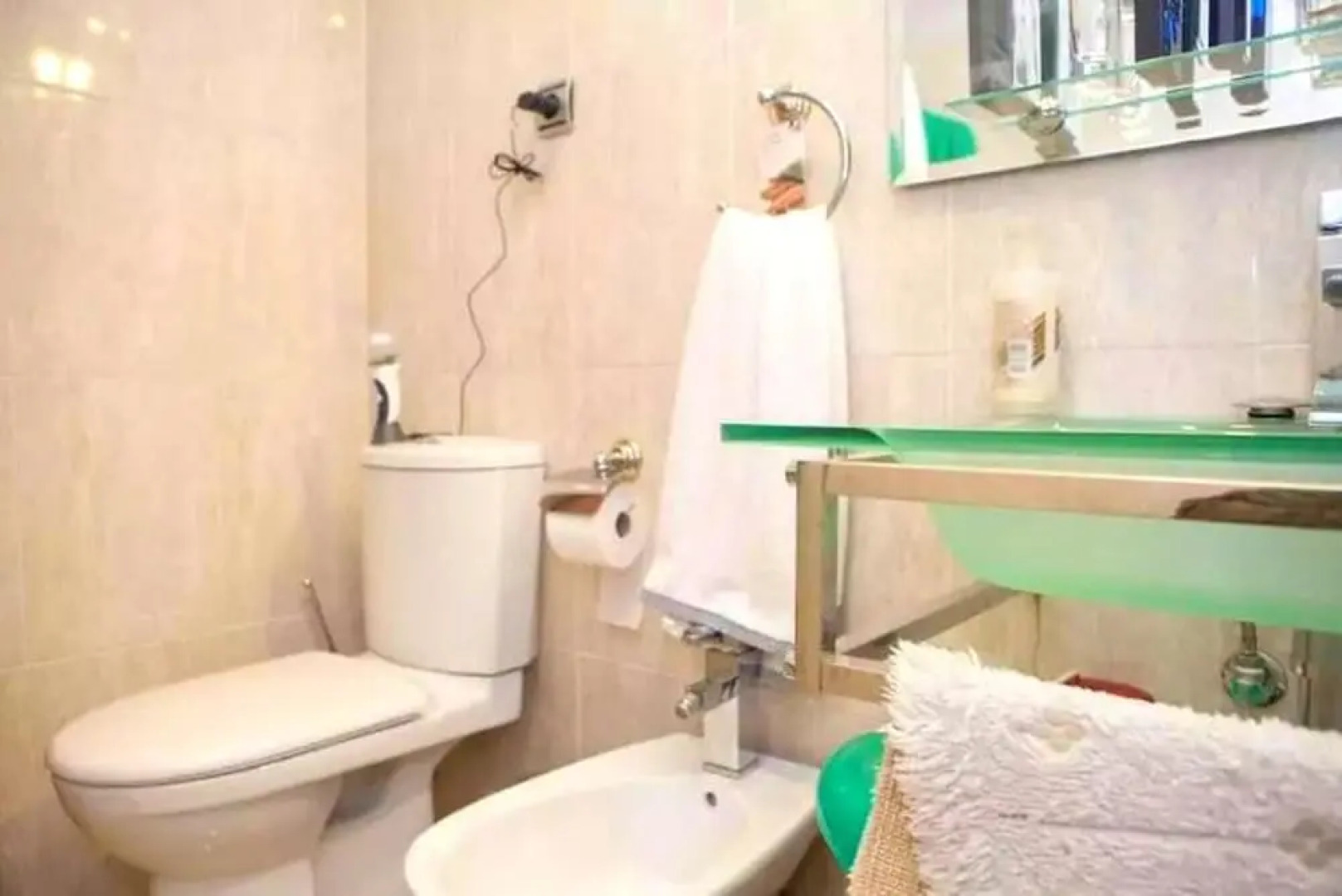 House With 5 Bedrooms in Dos Hermanas, With Pool Access, Enclosed Gard