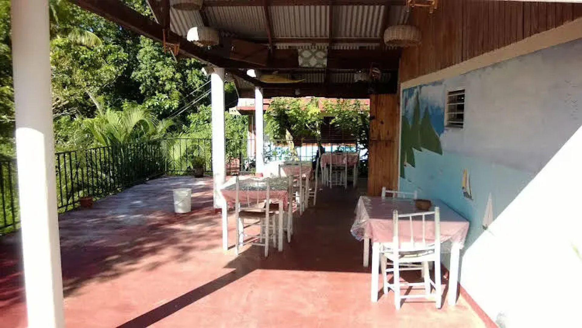 Uptown Guesthouse