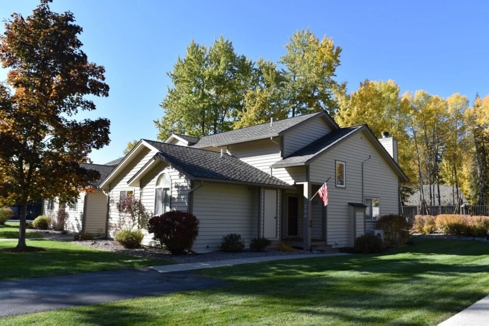 Mountain Harbor #204  2 Bedroom Condo