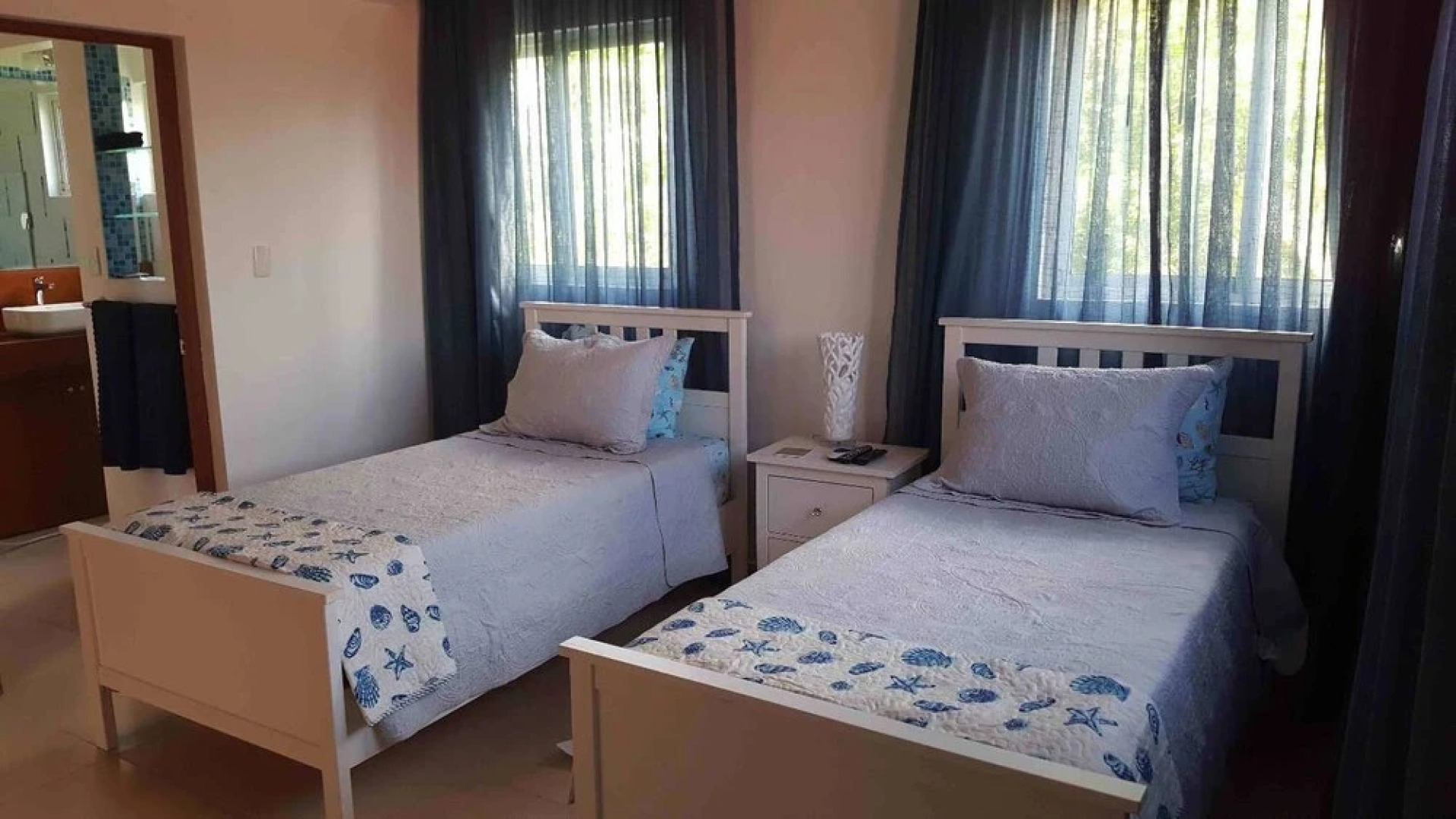 Villa in Metro Country Club